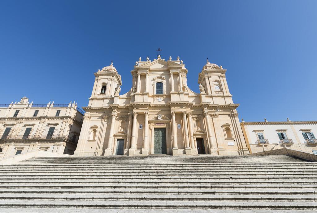 Ferienwohnung Casa Elia: Locazione Breve Noto Exterior foto